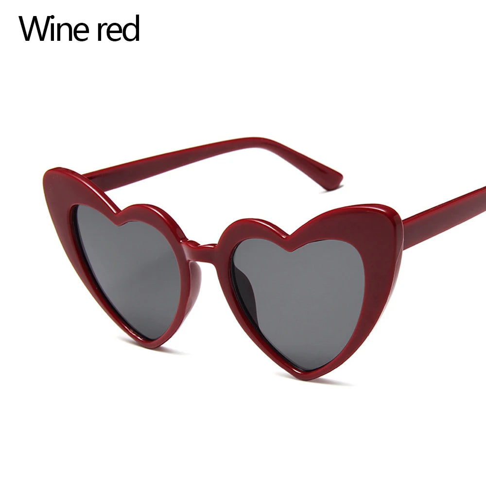 Fashion Heart-Shaped Sunglasses for Women Summer UV400 Sun Glasses Brand Design Love Heart Shades Trendy Street Snap Eyewear Quake Wine red