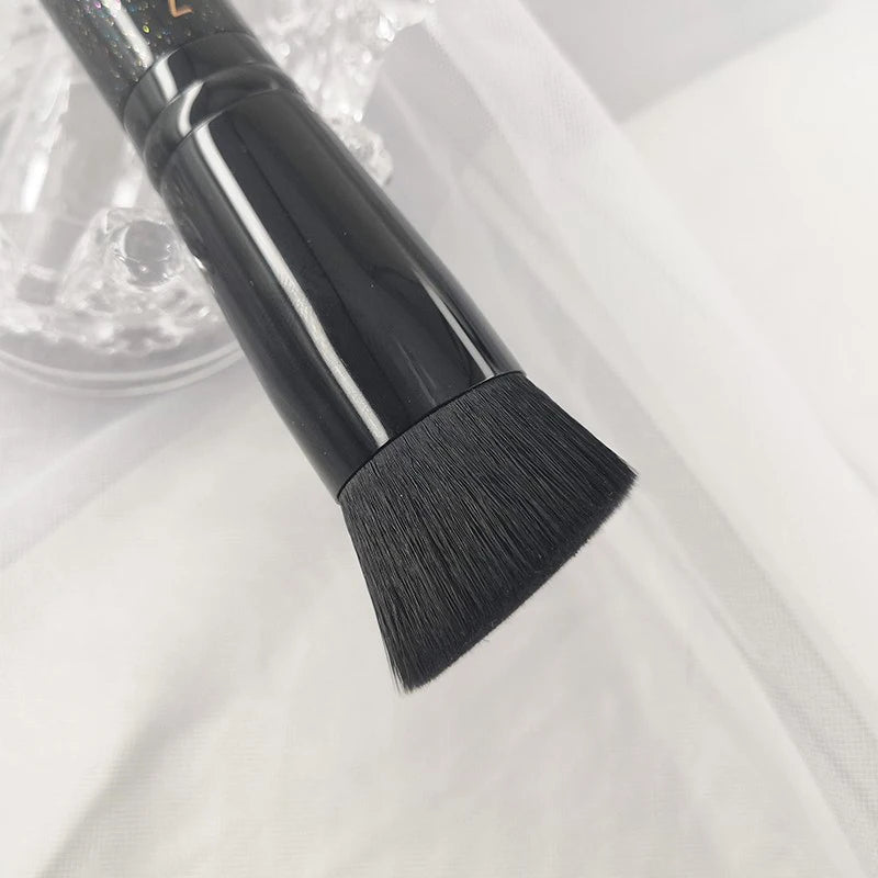 Newest M472SES Black Diamond Angled Flat Liquid Foundation Cosmetic Brush BB Cream Basic Makeup Brushes Glitter Quake