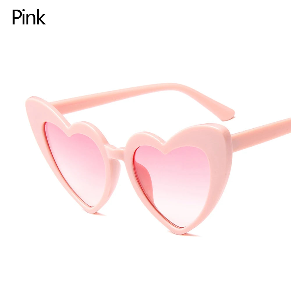 Fashion Heart-Shaped Sunglasses for Women Summer UV400 Sun Glasses Brand Design Love Heart Shades Trendy Street Snap Eyewear Quake Pink