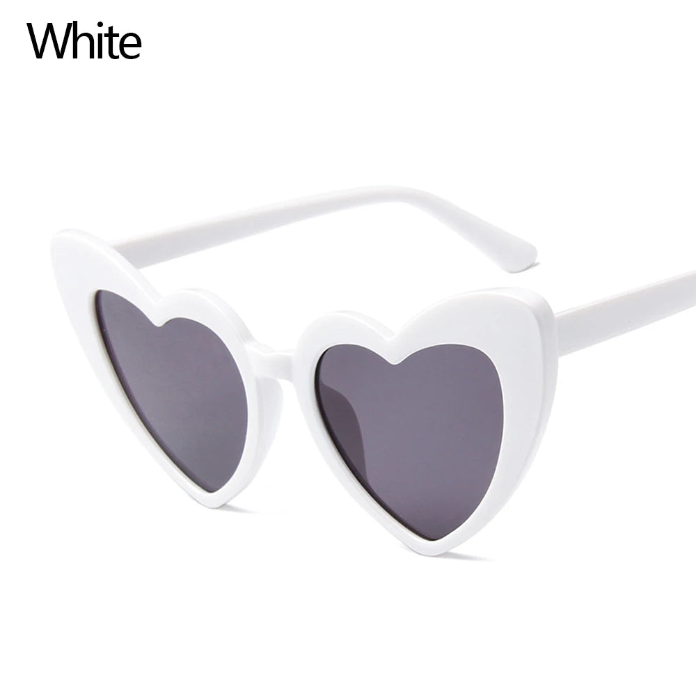 Fashion Heart-Shaped Sunglasses for Women Summer UV400 Sun Glasses Brand Design Love Heart Shades Trendy Street Snap Eyewear Quake White