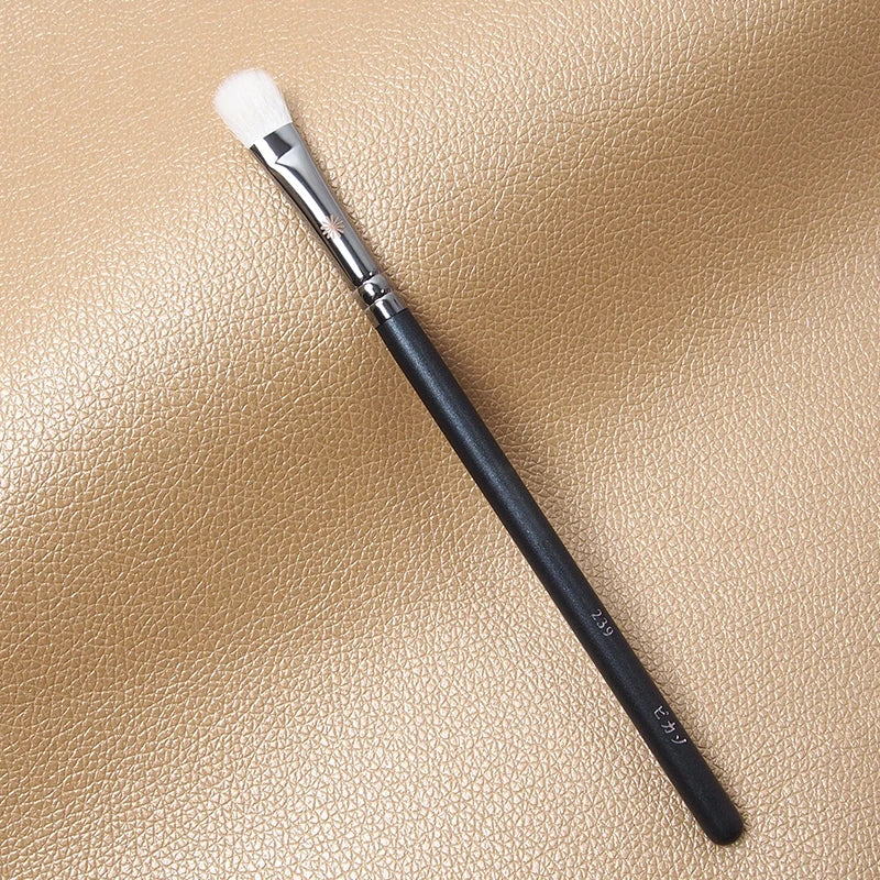 Professional #239 Eye Colored Brush Natural Goat Hair Eyeshadow Blending Makeup Brush Cosmetic Tool Quake Default Title