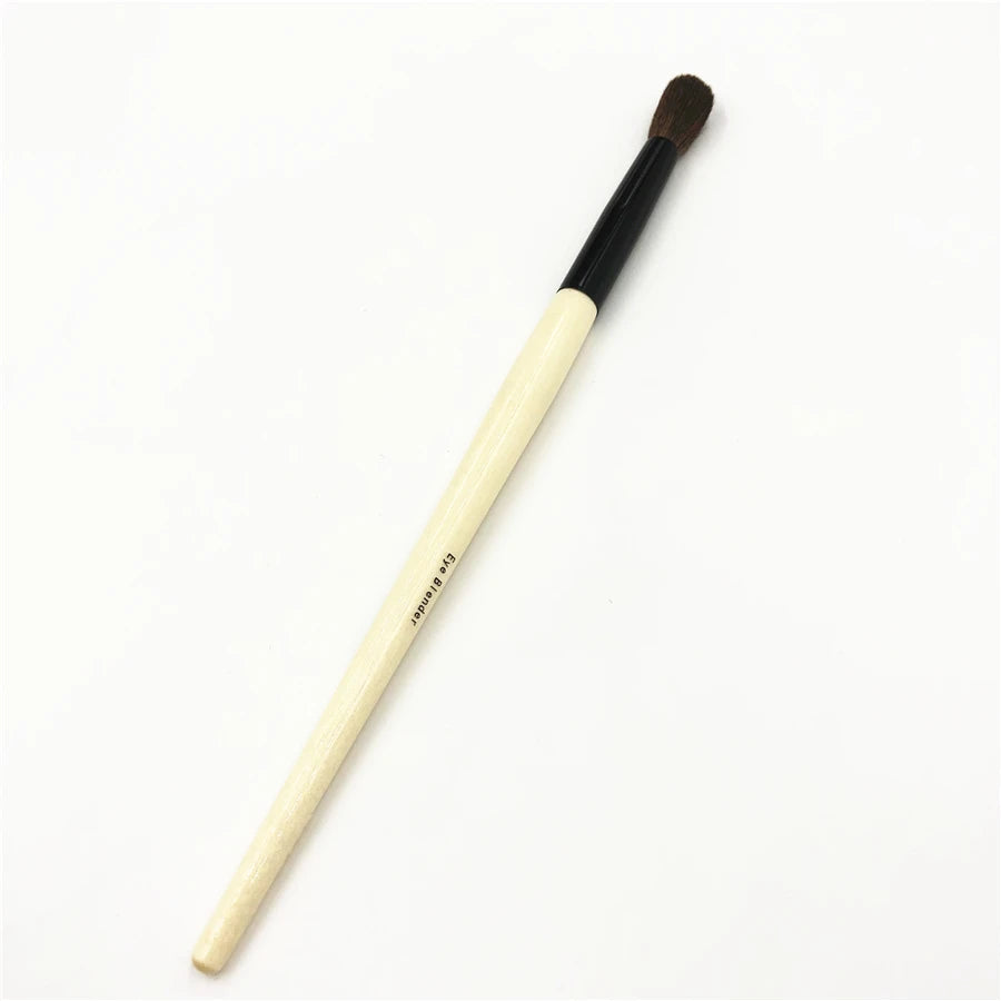 Natural Horse Hair Long Handle Eyeshadow Highlighter Eye Blending Makeup Brush Cosmetic Tool Quake