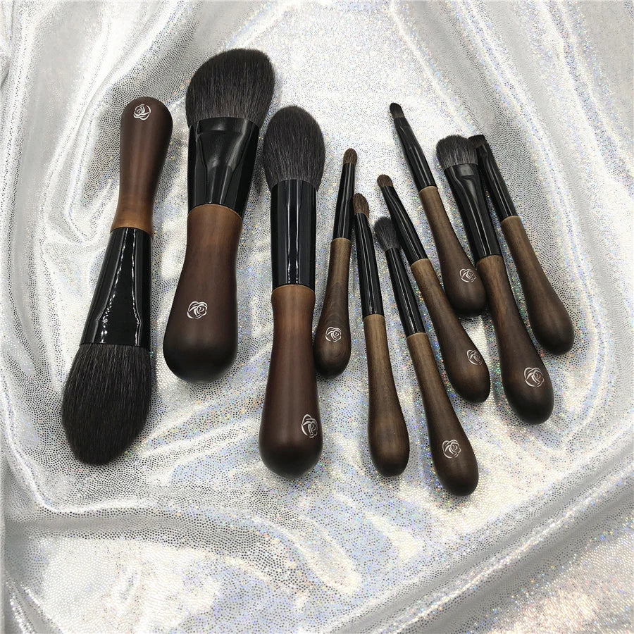 Goat Hair 10Pcs Makeup Brush Set Professional Wood Powder Blush Highlighter Eye Cosmetic Brush Kit with Bag Brochas Maquillaje Quake