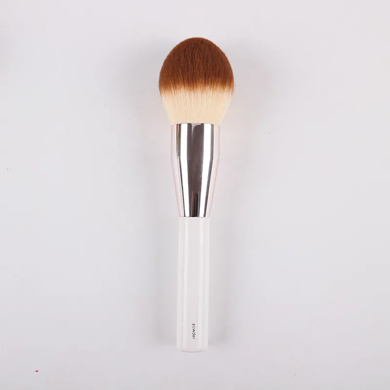 LM Big Powder Brush Brand Smooth Precision Flawless Foundation Brush White Soft Makeup Brush Quake The powder brush
