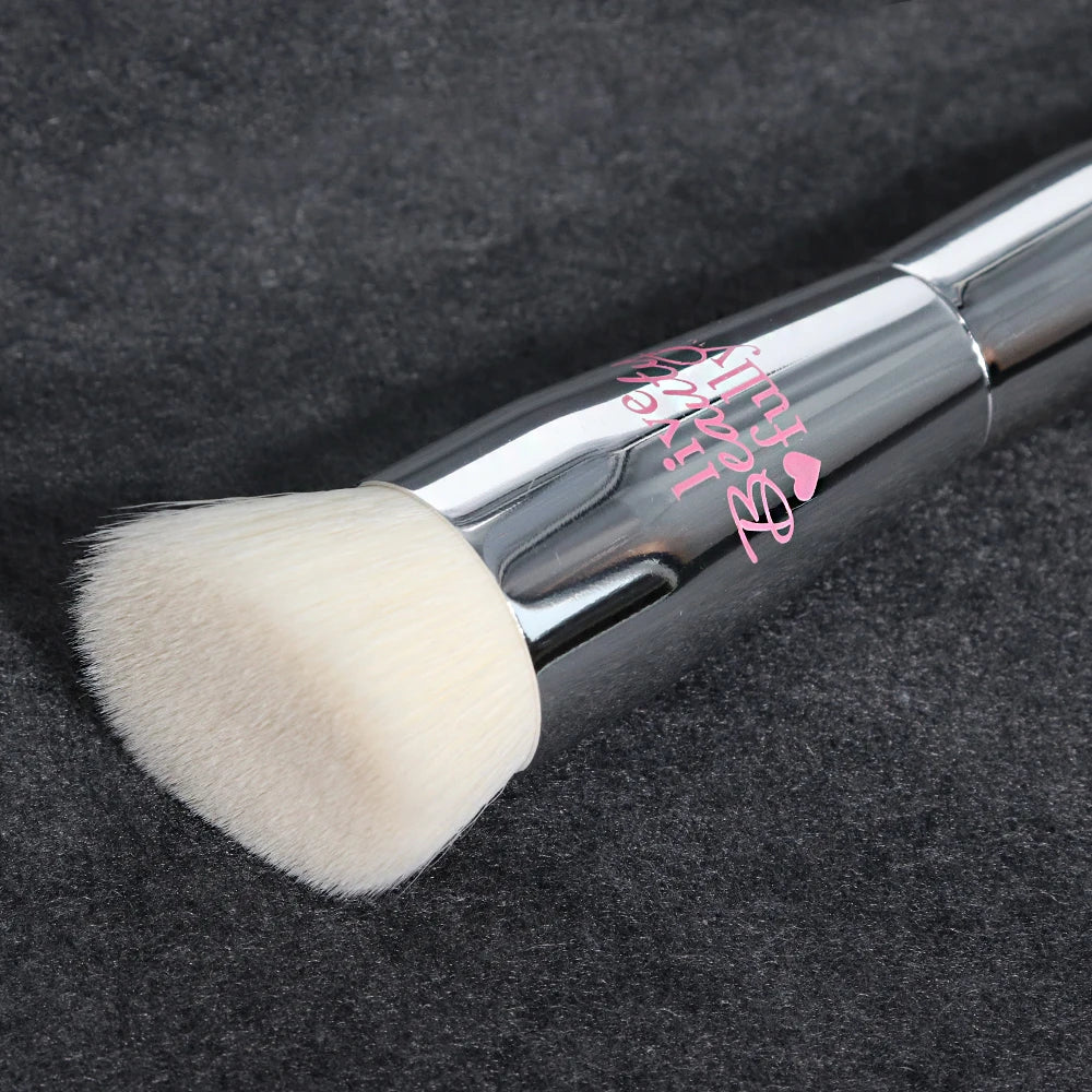 Angled Flat Top Foundation Brush IT Cosmetic Silver Chromed Precision Cream Foundation Makeup Brush Quake
