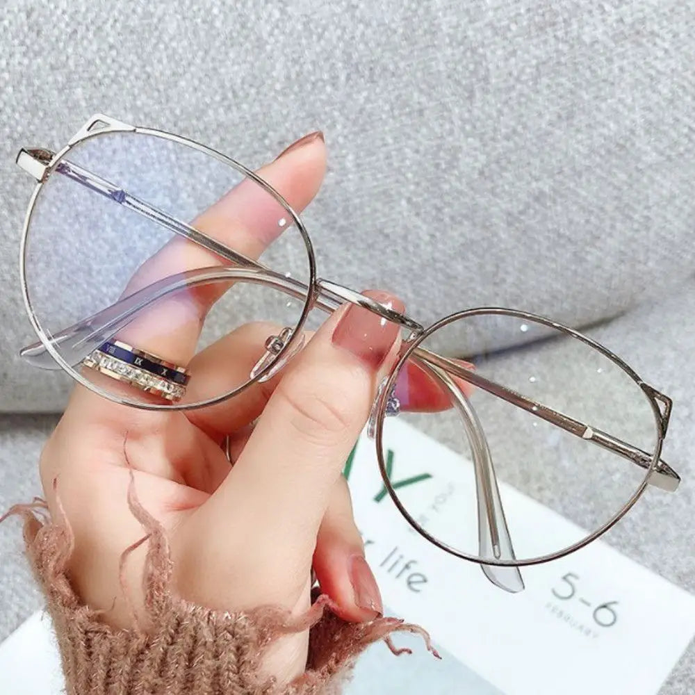 Trendy Office Anti Blue Light Glasses for Women Cute Cat Ears Eyewear Blue Rays Blocking Eyewear Classic Metal Frame Eyeglasses Quake