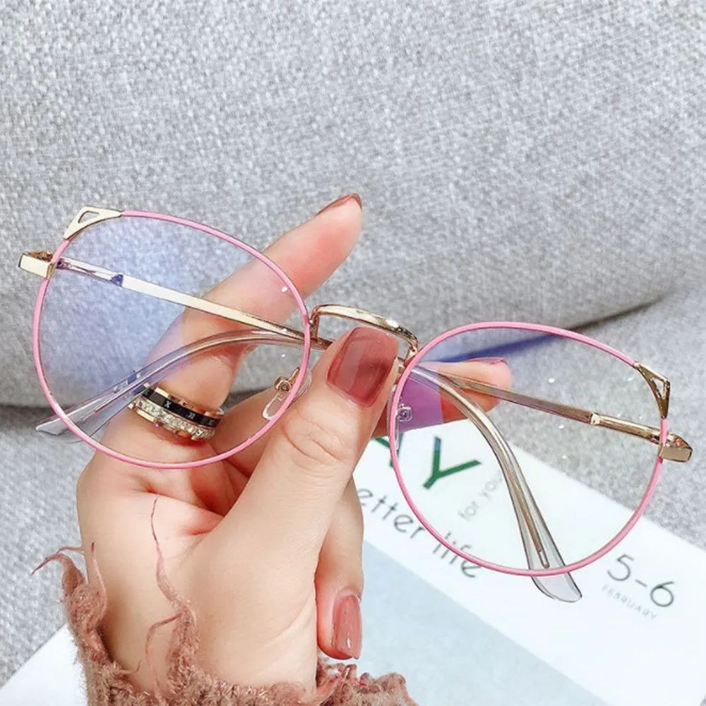 Trendy Office Anti Blue Light Glasses for Women Cute Cat Ears Eyewear Blue Rays Blocking Eyewear Classic Metal Frame Eyeglasses Quake