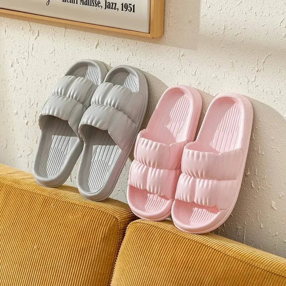 Soft EVA Slippers, Non-Slip Home & Bath Sandals, Comfortable Lightweight Summer Shoes, Cute Unisex Footwear, Durable & Cozy Quake