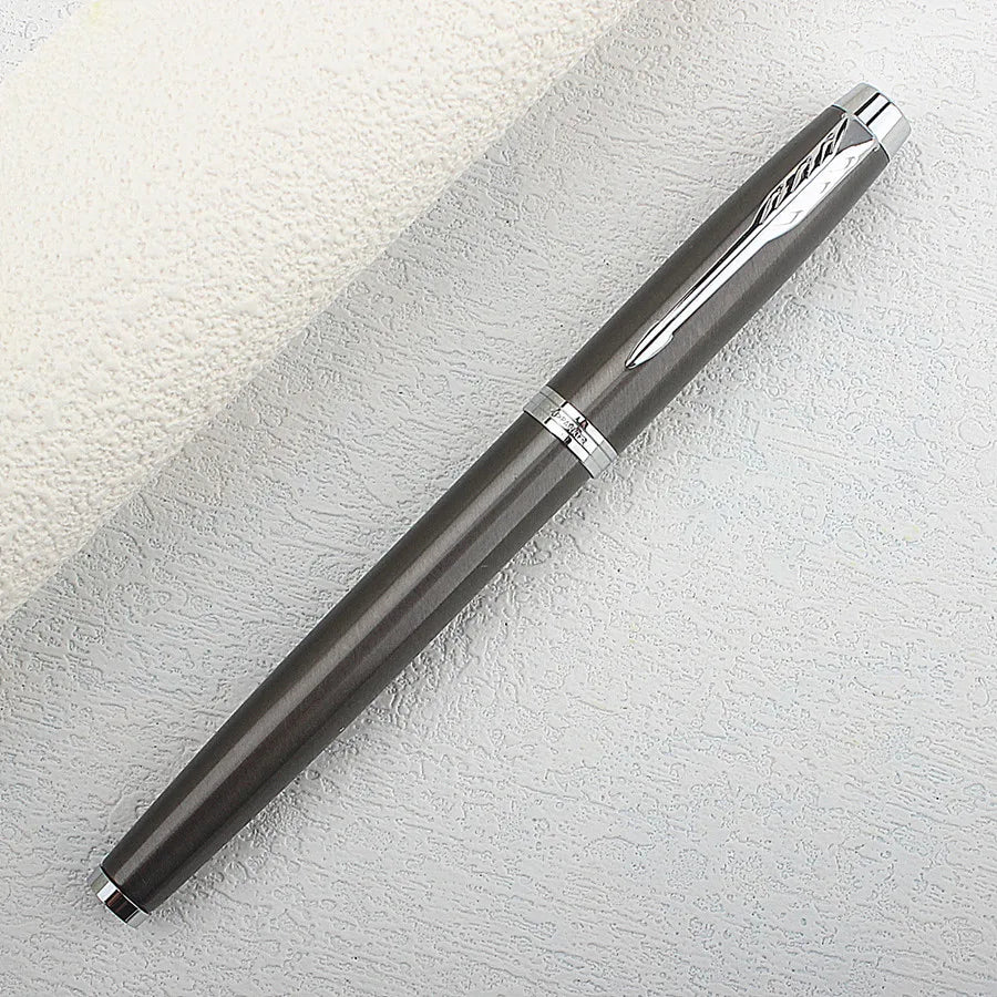 Luxury Arrow Clip Metal Fountain Pen 0.7MM Nib , White Black Barrel Business Office Home School Supplies Quake 996-7 0.7MM