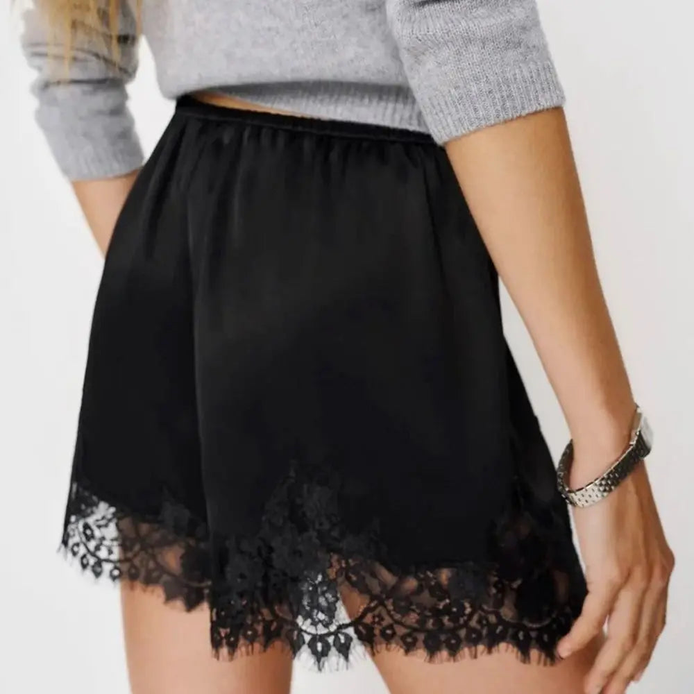 Vintage Satin Silk Lace Patchwork Shorts Lace Silky Sleep Shorts Soft Elastic Waist Women Shorts Streetwear Quake