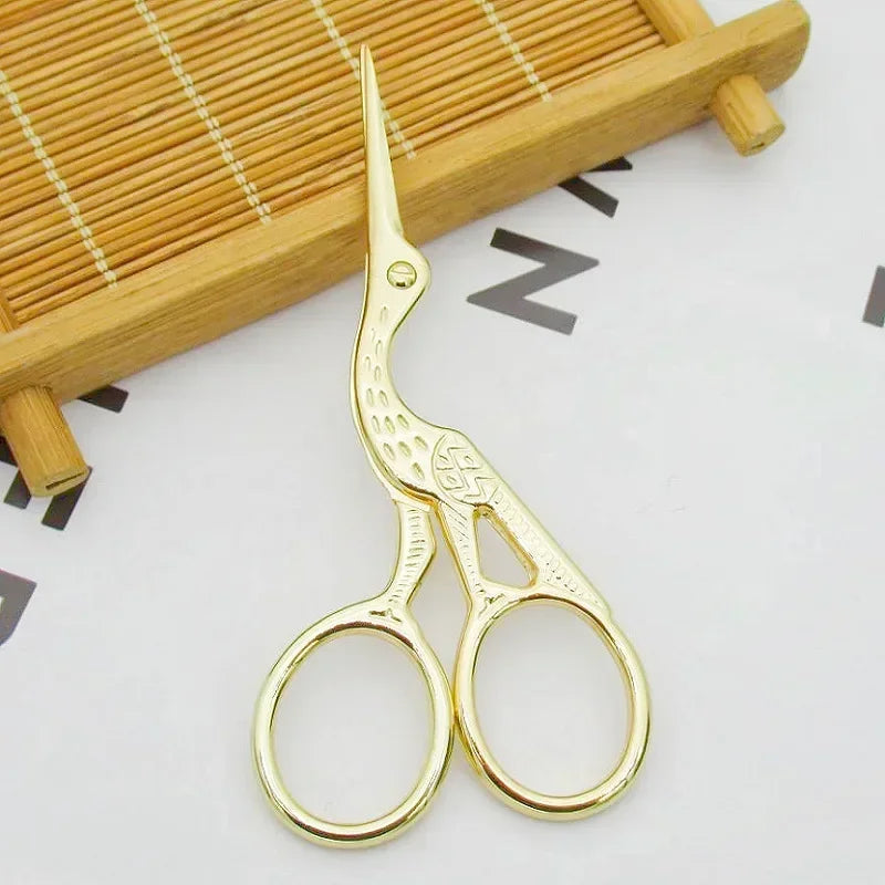 Nose Hair Scissors Round Head Type BeautyScissors For Eyebrows Stainless Steel Stork Nose Hair Beard Ear Hair Eyebrow Scissors Quake M62 Golden