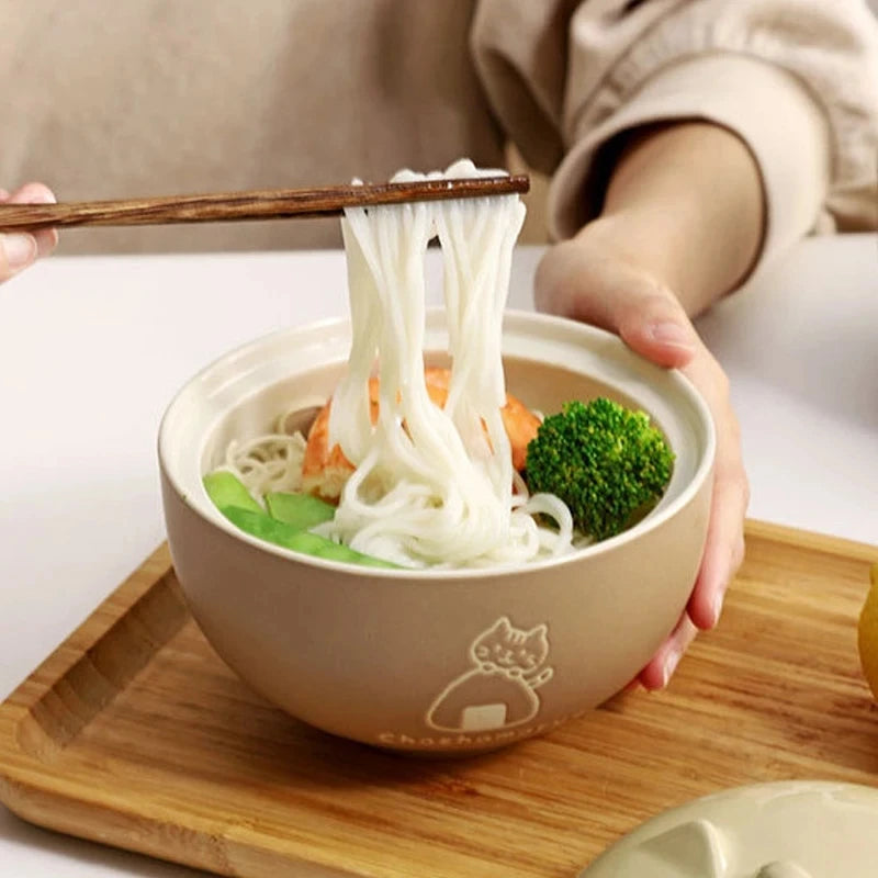YWDL 550ml Cartoon Cat Ceramic Instant Noodle Bowl With Lid Underglaze Color Soup Salad Bowl Kitchen Office Student Lunch Box Quake