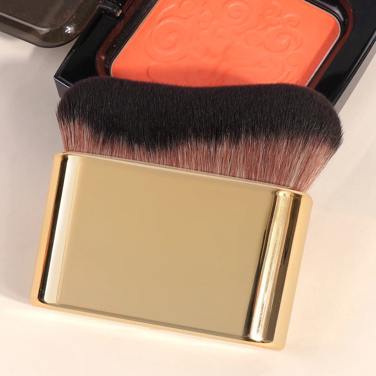 MAANGE Large Makeup Brushes for Contouring Tanning Liquid Foundation Cream Blush Soft Bristle Multi-purpose Makeup Tool for Days Quake Gold Color