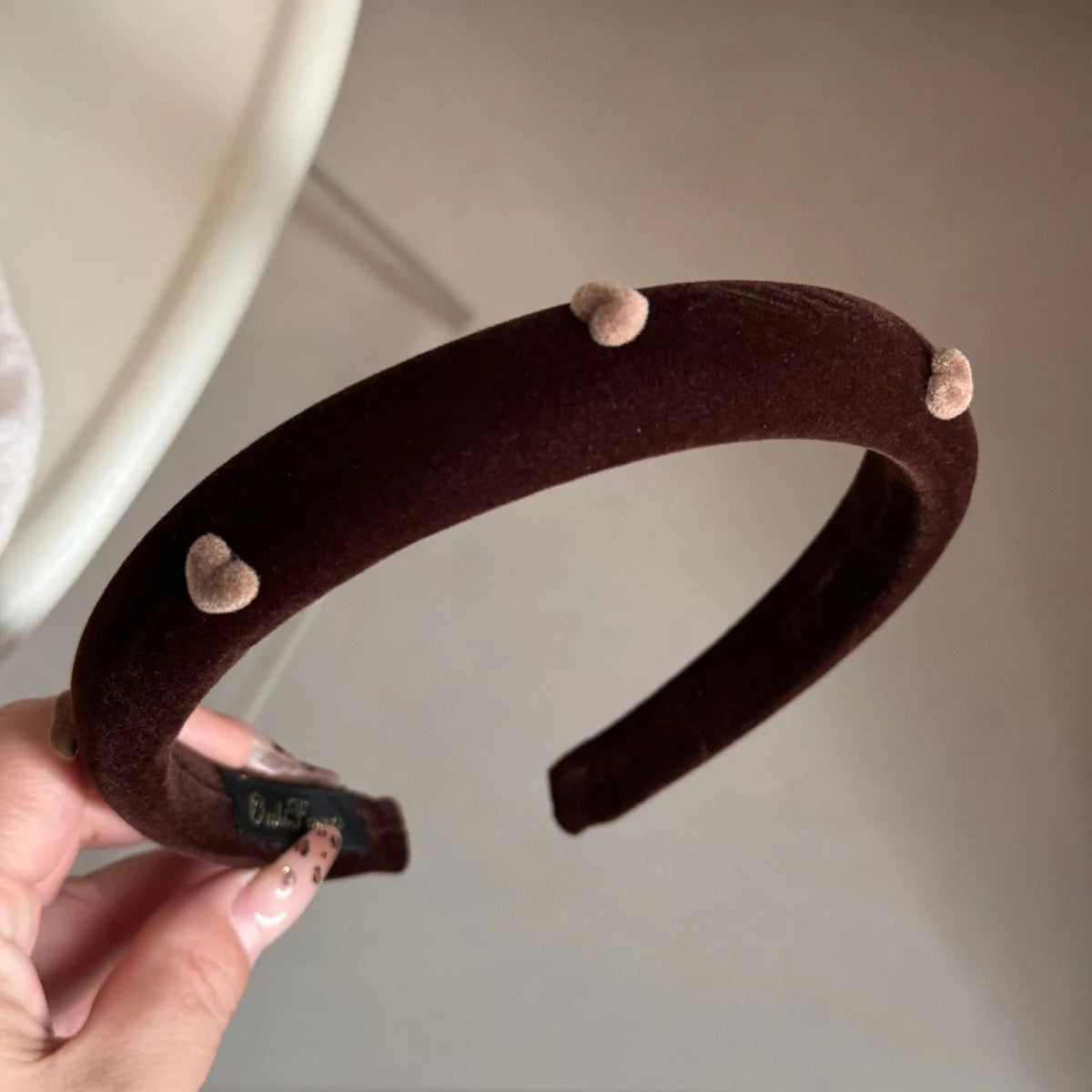 Velvet Love Heart Headband Women Girls Solid Color Elegant Hair Hoop Outdoor High Headband Hair Accessories New Sweet Hairpin Quake coffee