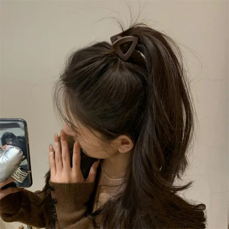 High Ponytail Brown Hairpin Korean Simple Frosted Bangs Side Clip Shark Clip Clamp Shredded Hairpin Women's Hair Accessories Quake