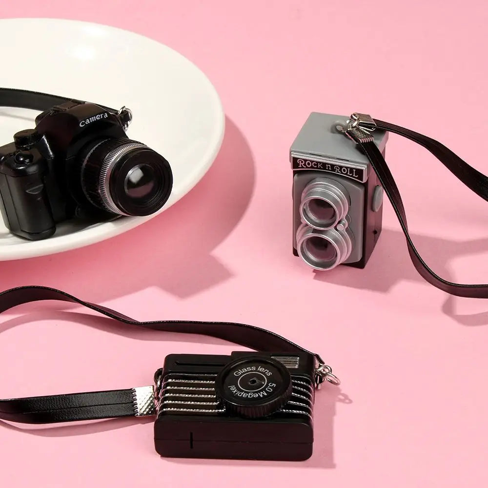 Fashion Mini SLR Dollhouse Accessories Digital Camera Model Miniature Dolls Camera With Black Belt Shutter And Flash Quake
