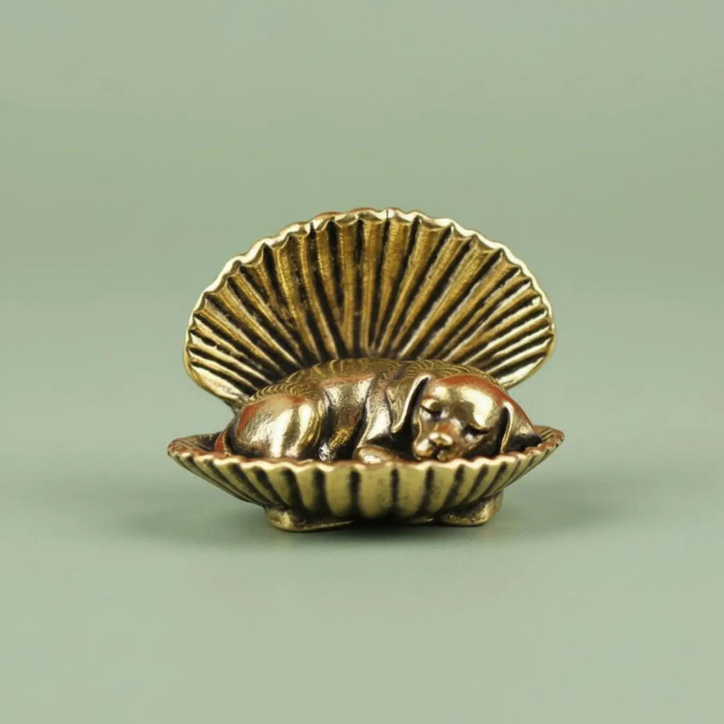 Creative Brass Puppy Figurine with Shell Design Metal Dog Ornament for Home Decor Aromatic Scent Holder Cute Canine Statue Quake