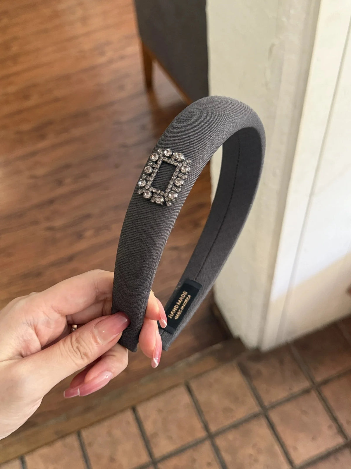 Rhinestone Velvet Headband Korean Fashion Versatile Female Face Wash Simple Hair Hoop Daily Wear Headhoop Hair Style Accessories Quake gray