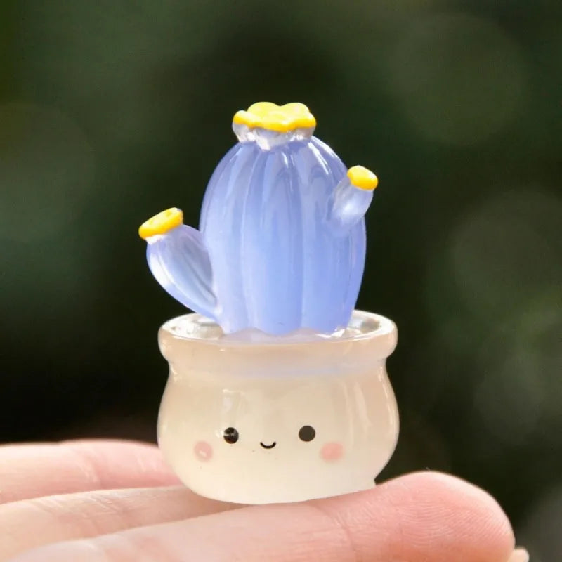 6/1Pcs Luminous Mini Cactus Figurines Cute Resin Succulents Plant Car Ornaments Toys Glowing Microlandscape Garden Decoration Quake