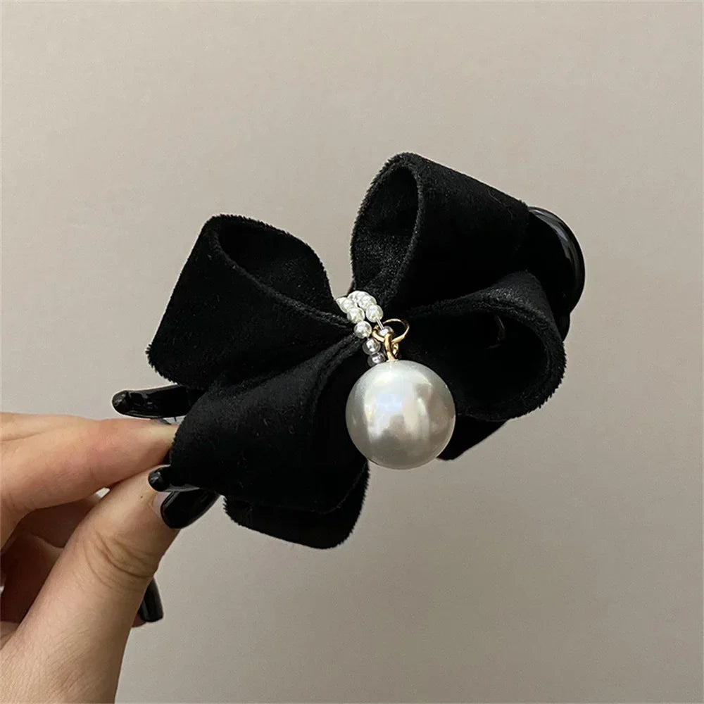 Pearl Bow Ponytail Holder Sweet Plush Hair Claw Korean Fashion Hairgrips Elegant Soft Solid Hair Clip for Girls Hairpin Headwear Quake black