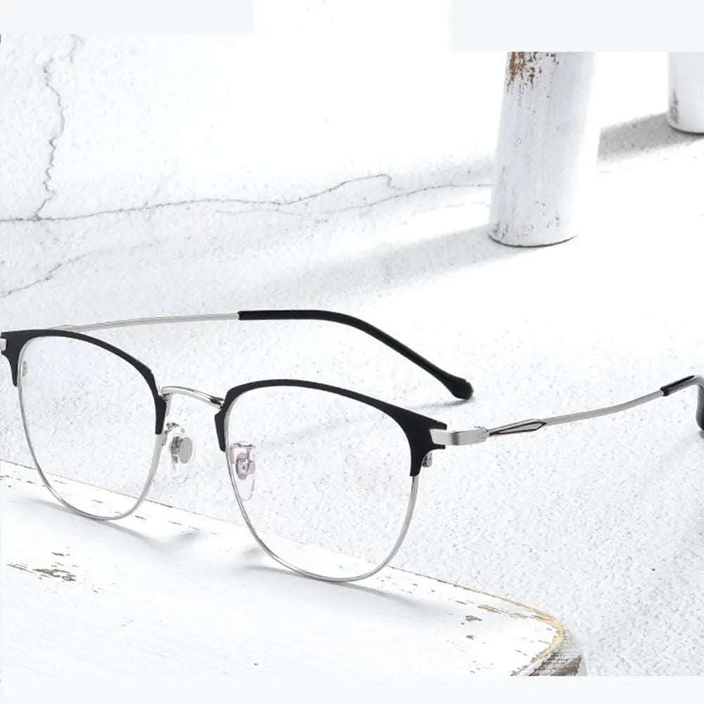 Anti-Blue Light Glasses for Men Women Fashion Oversized Metal Frame Ultralight Eye Protection Eyeglasses Office Computer Goggles Quake