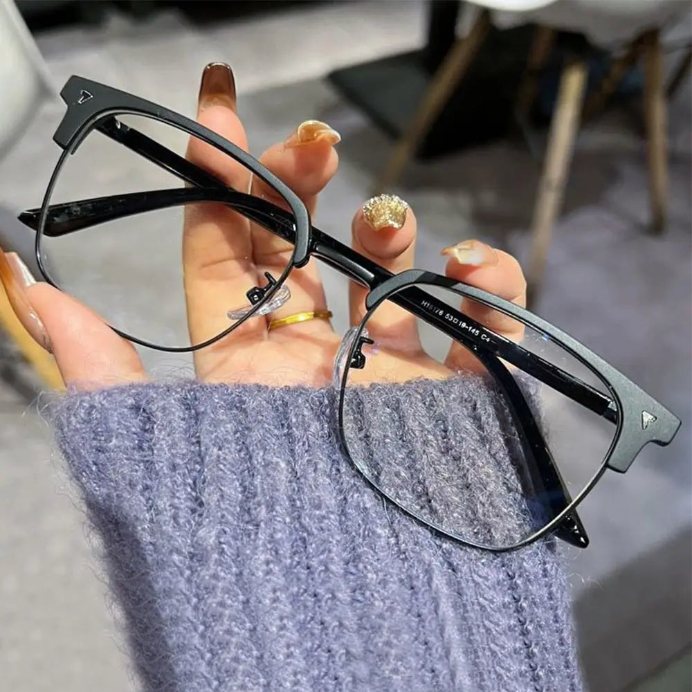 Anti-Blue Light Glasses Designers Eyeglasses Optical Spectacle Computer Eye Protection Glass Fashion Office Eyewear Quake