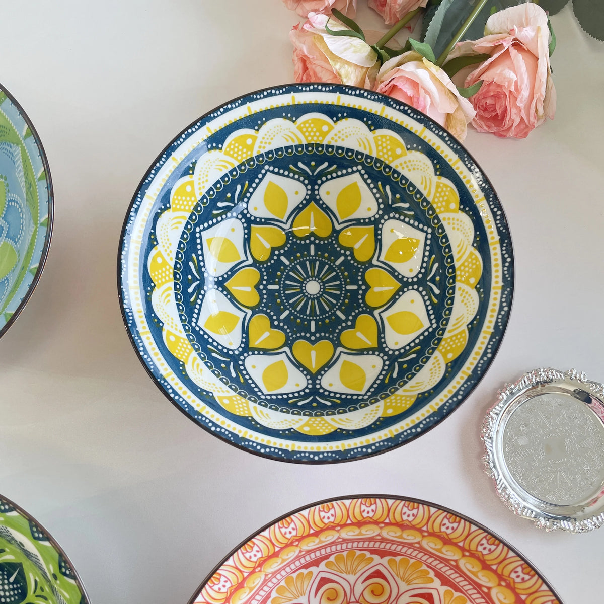 1/4-Piece Bohemian Ceramic Soup Bowl Set, 8 Inches in Diameter, Microwave and Dishwasher Safe, Perfect for Daily Meals Quake A black bowl