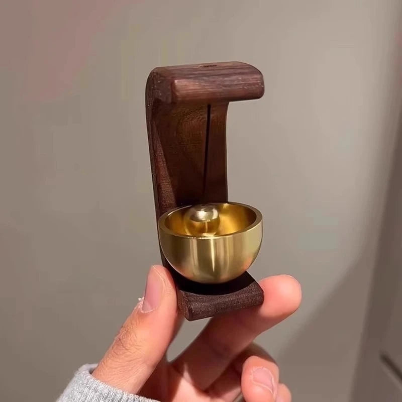 Magnetic Doorbell Chime Beech and Walnut Wood Brass Wind Chime Entry Door Decorative Metal Bell Gift Home Wall Ornament Quake