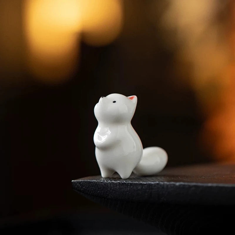 Fun Mini Fox Tea Pet Ornament Creative Cute Pet Home Decor Living Room Desktop Decoration Quake