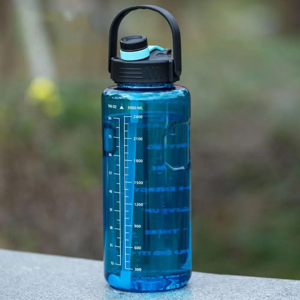 1.5L/2L/3L Sports Water Bottle Portable Leakproof Large Capacity Water Jugs Lightweight with Time Marker Clear Drink Bottle Quake blue-1.5L
