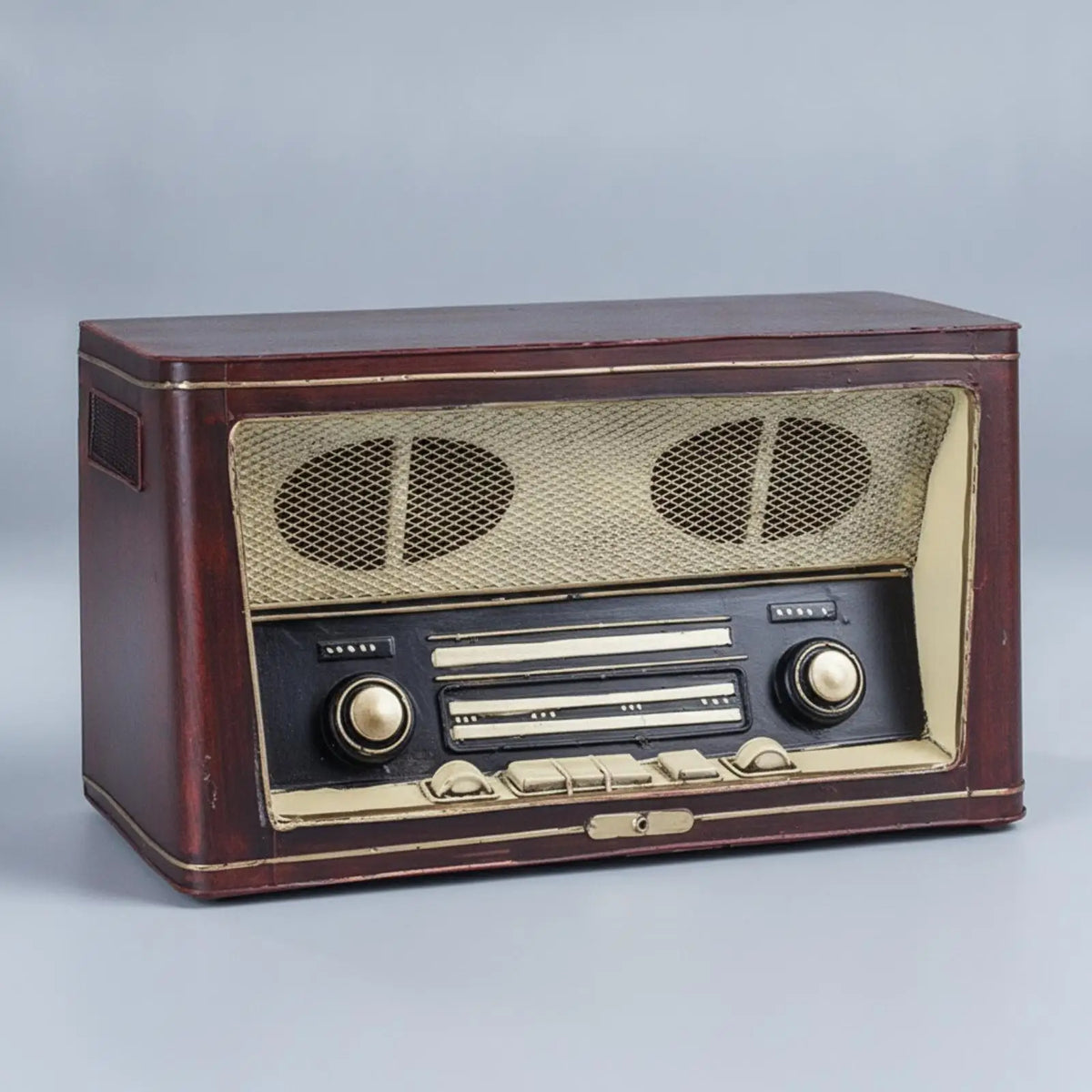 Decor Nostalgic Iron Decorative Radio with Speaker Grille for Rods Quake