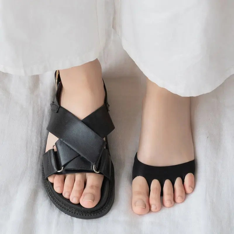 1 Pair Pain Resistant and Sweat Absorbing Invisible Split Toe Women's High-heeled Sandals with Forefoot Half Length Socks Quake
