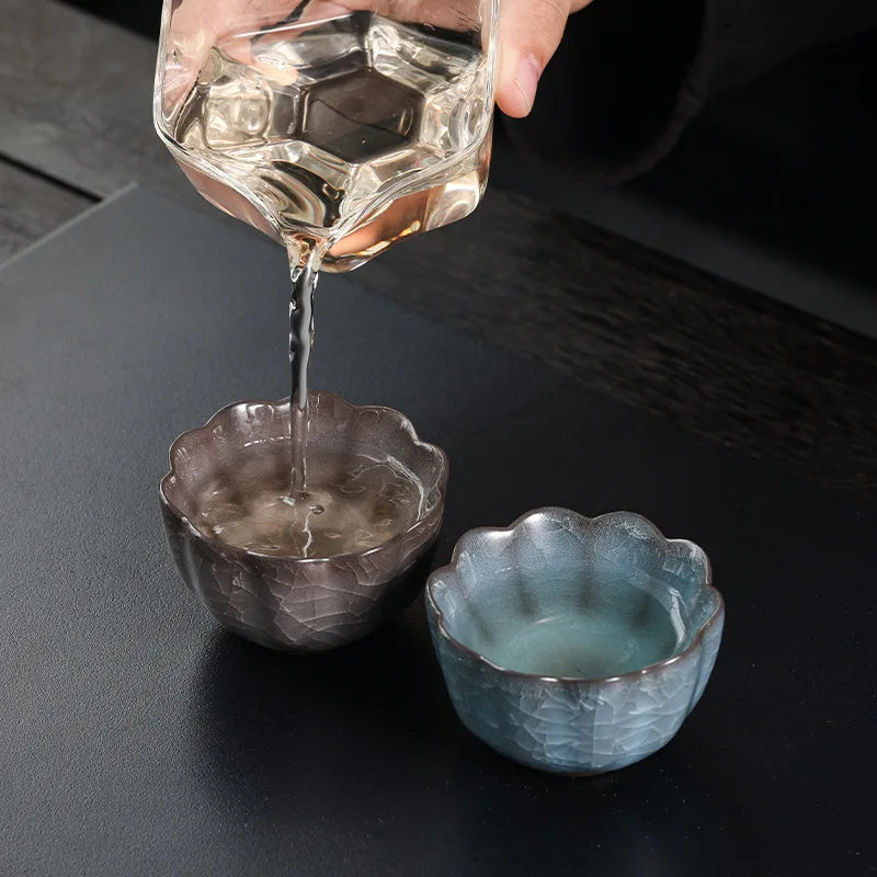Multi-color Ice Crack Master Tea Cup Floral Rim Kung Fu Teacup Handmade Ceramic Tasting Cup for Tea Room and Entertainment Quake