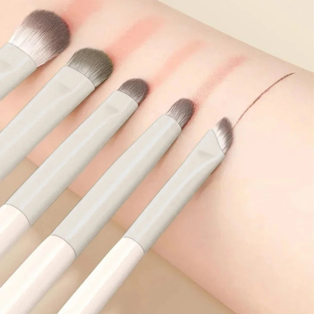 5/6/8/10Pcs Professional Eye Makeup Brushes Set Detail Eyeshadow Brush White Ultra Soft Eyeshadow Eyeliner Beauty Makeup Tools Quake