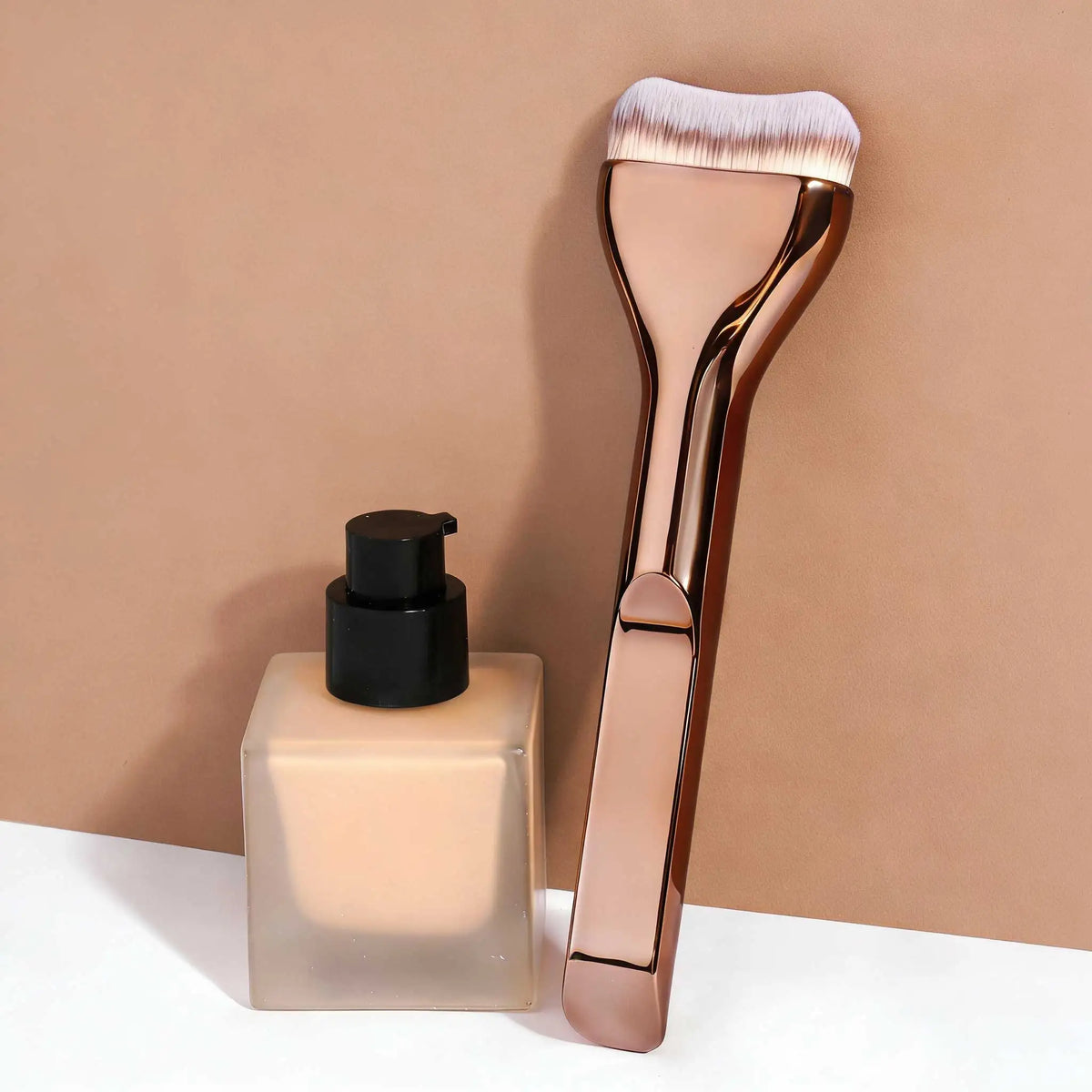 1pc Soft To Touch Travel Cosmetic Brush Professional Makeup Brush Foundation Brush Face Brush Powder Brush Detail Brush At Home Quake