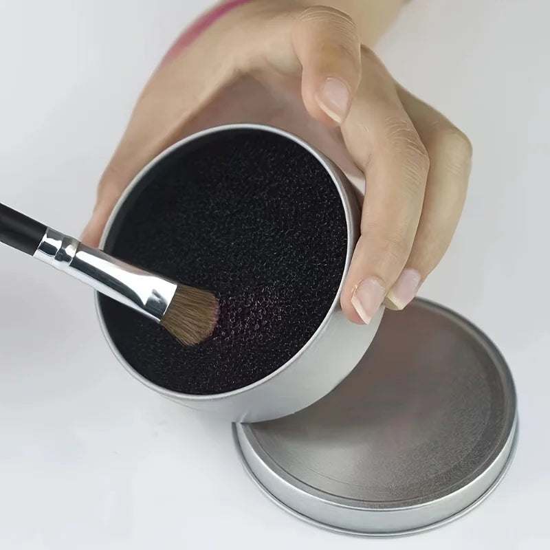 A Makeup Brush Cleaning Box-Quick-Drying Cleaning Sponge-Portable Lazy Tool - Alcohol-Free - No Power Needed - No Battery Needed Quake