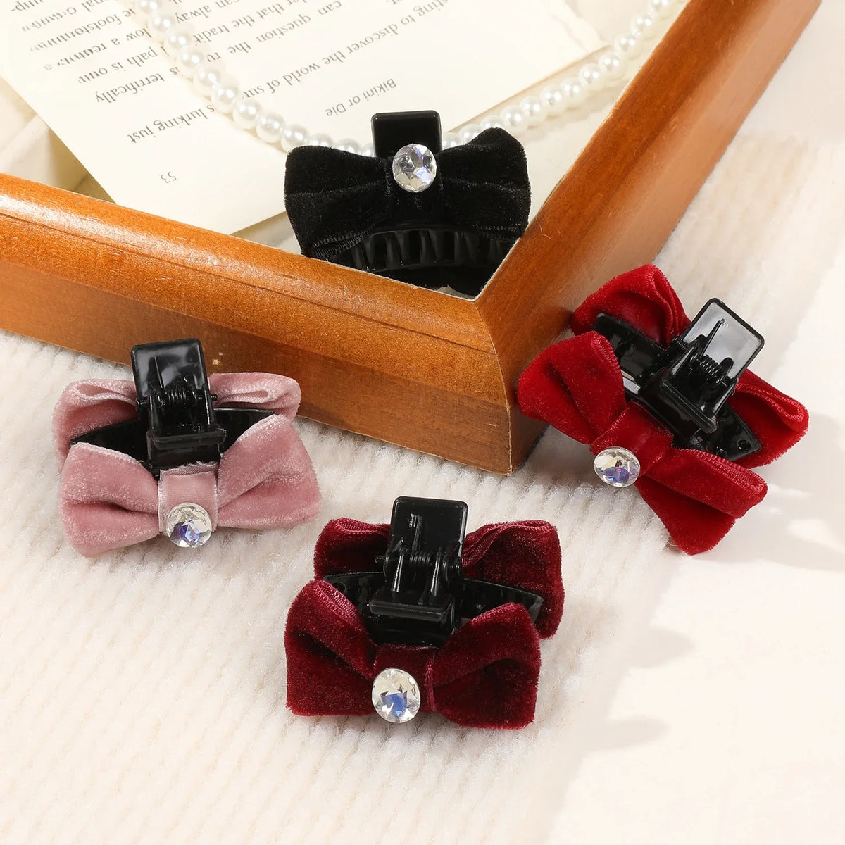 Black Red Ribbon Hair Claw Velvet Bowknot Bangs Side Hairpin Girls Cute Barrettes Fashion Headdress Hair Accessories for Women Quake