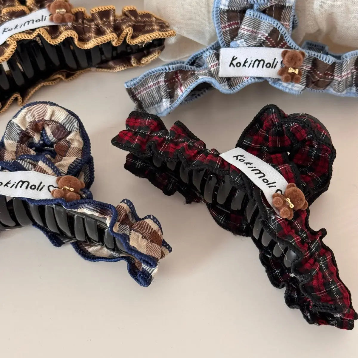 Velvet Teddy Bear Plaid Fabric Pleated Hair Claw Sweet Temperament Shark Clip Women Sweet Hair Accessories Ponytail Clip New Quake