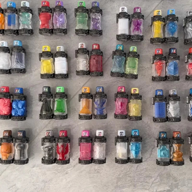 Kamen Rider Build Complete Full Bottles DX Set Shakable Interlocking Bottles with Build Belt Ultimate Interactive Role Play Toys Quake