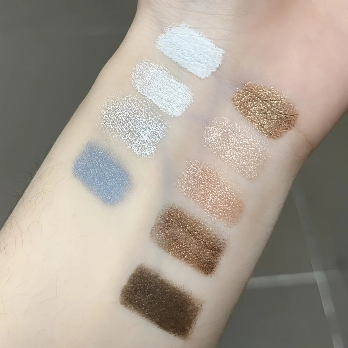 Waterproof Eyeshadow Stick with 9 Pearlescent Shades: Metallic Glitter, Long-Lasting for Bold or Natural Eye Makeup Quake