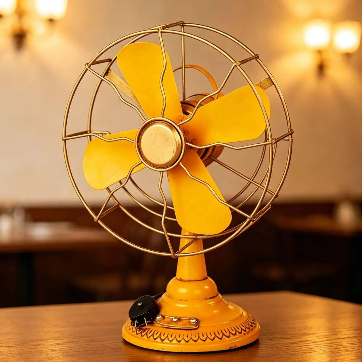 Tabletop Fan Ornament Vintage Style Home Decoration for Shelves Restaurants Quake