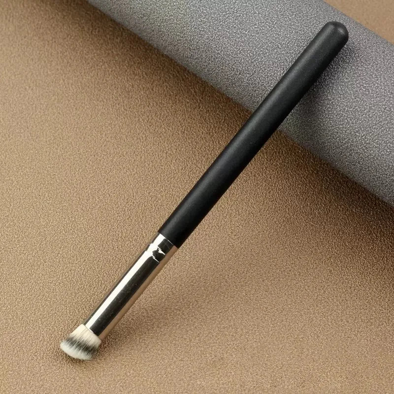 Makeup Brushes Foundation Loose Powder Concealer Blending Blush Brush Professional Cosmetic Beauty Makeup Tool Quake 1pc-2