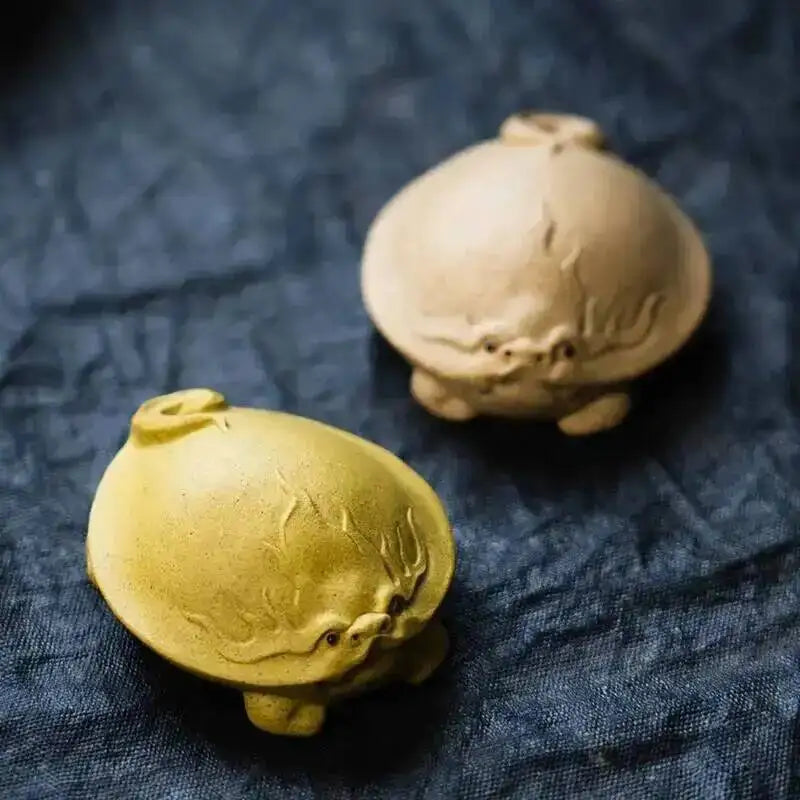Yixing Zisha Tea Pet Turtle Tea Play Tea Ceremony Creative Ornament Duan Mud Rich Armor World Turtle Can Be Raised Tea Set Quake