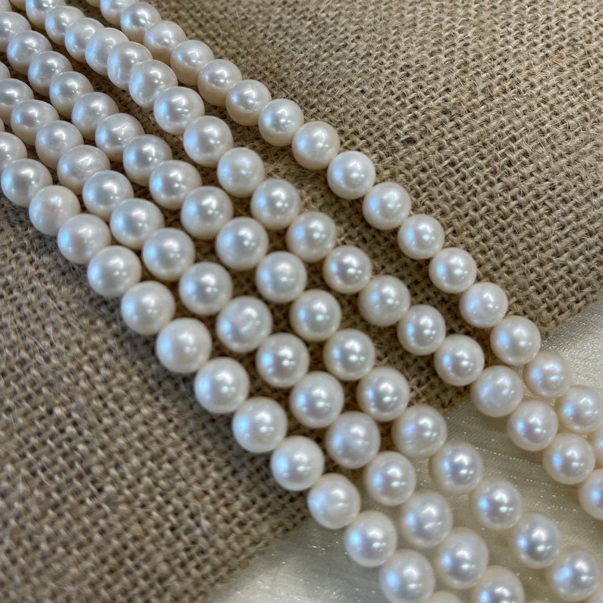 Natural Freshwater Pearl White Nearround Pearl 8-9mm For Jewelry Making DIY Earrings Bracelets Necklaces Accessory Quake