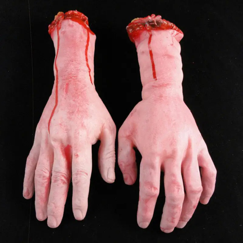 1Pcs Horror Fake Latex Life Size Arm Hand Life Like Scary Arm Cut Off Hand Bloody Scary Halloween Prop Haunted Party Decoration Quake 1PC