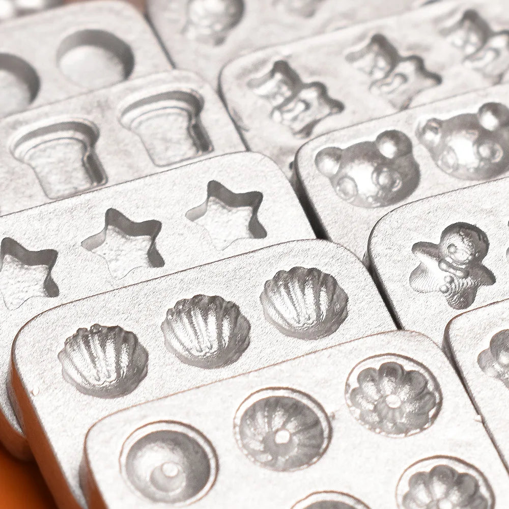 20pcs Resin Mini Kawaii Cookie Baking Tray Flatback Cabochon Miniatures Accessories Scrapbooking Charms DIY Crafts Embellishment Quake mixed