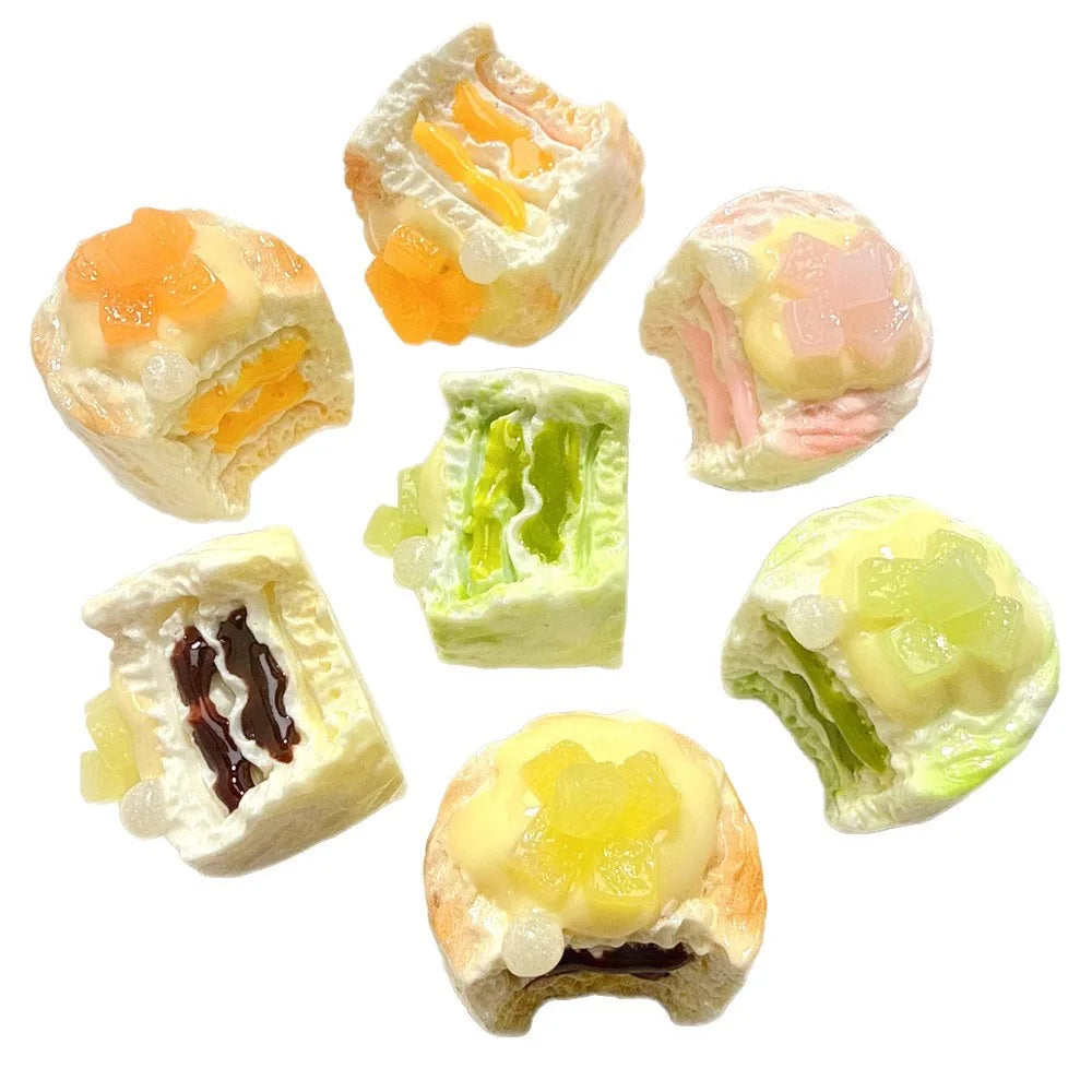 10Pcs Resin Kawaii Sweet Bread Cream Cakes Flatback Simulation Food For Hair Bows Cabochon DIY Crafts Decoration Accessories Quake