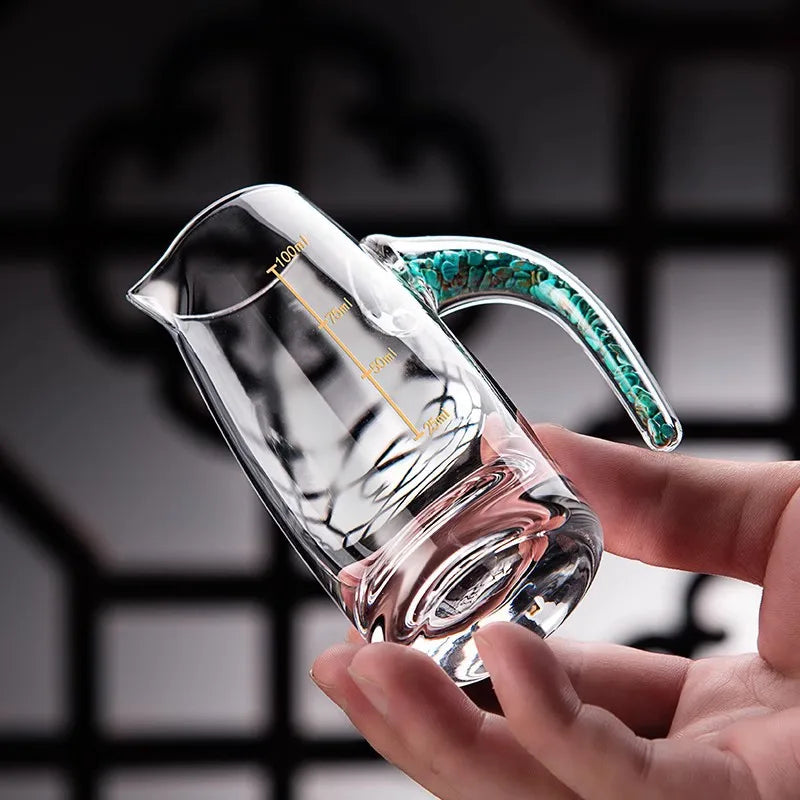 YWDL Lead-Free Crystal Glass Liquor Dispenser 100/300ml Measuring Pot Gold Foil Sake Small Wine Pot Container for Wine Bottle Quake