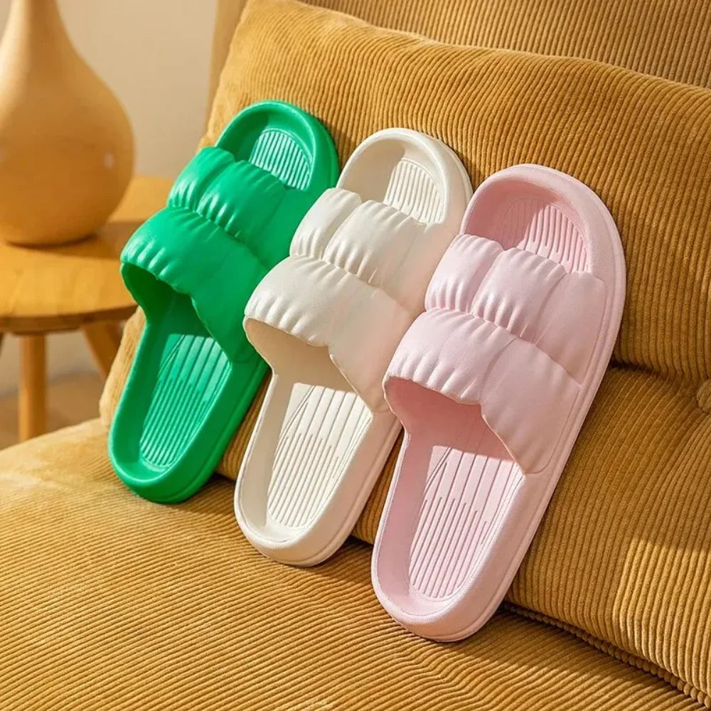 Soft EVA Slippers, Non-Slip Home & Bath Sandals, Comfortable Lightweight Summer Shoes, Cute Unisex Footwear, Durable & Cozy Quake