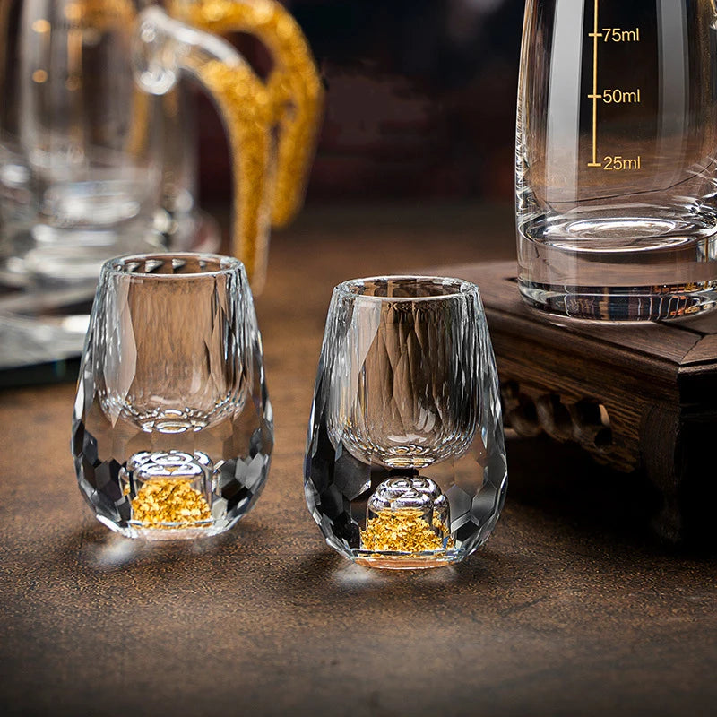 YWDL 1/2/4/6pcs Luxury Crystal Glass Vodka Sake Shochu Bar Liqueur Gold Foil Glass Tea Cup Gift Hard Liquor Wine Glasses 15ml Quake